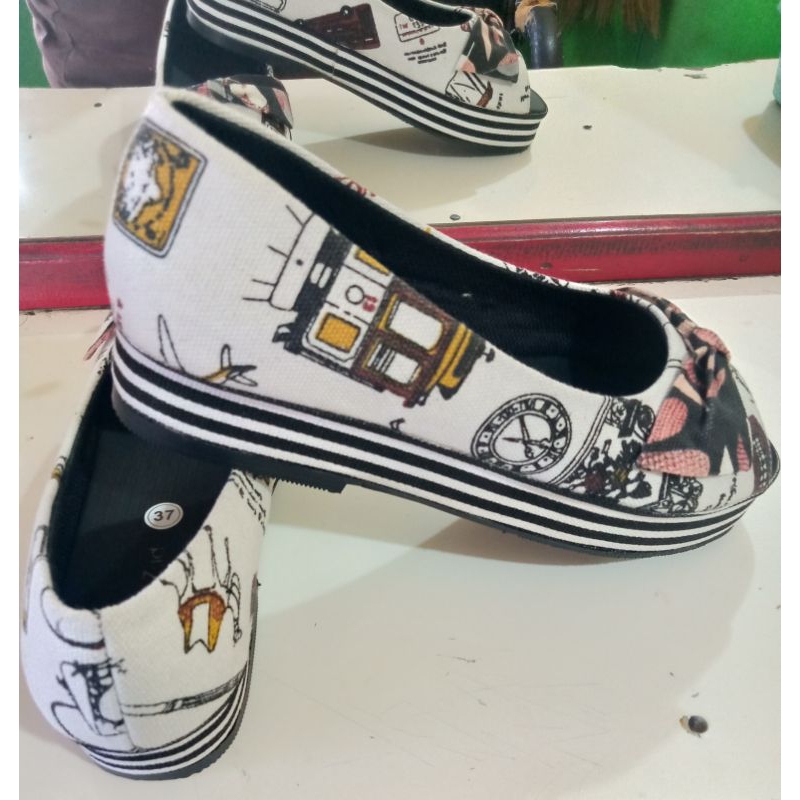 sepatu wanita sol tinggi