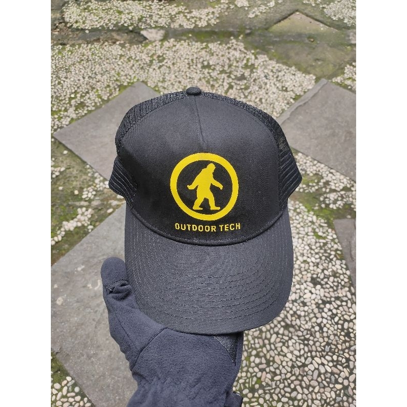 Topi Outdoor Tech Trucker Second Not TNF Topi Goretex