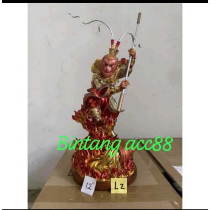 patung dewa kera sakti/Tai sin kong/ sun go kong- berdiri di atas guci api - 12inch- fiber-L2