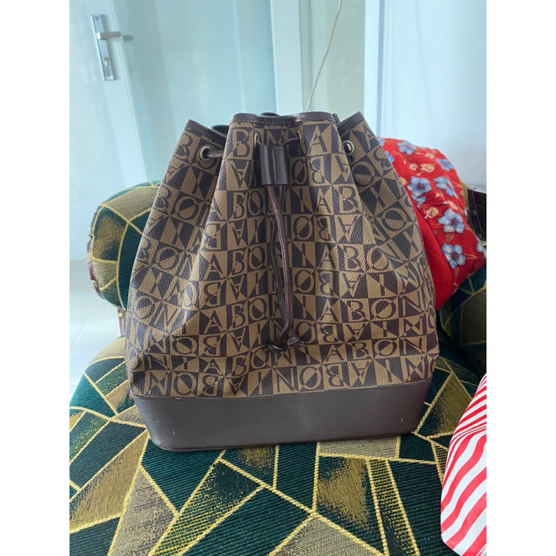 bonia serut preloved