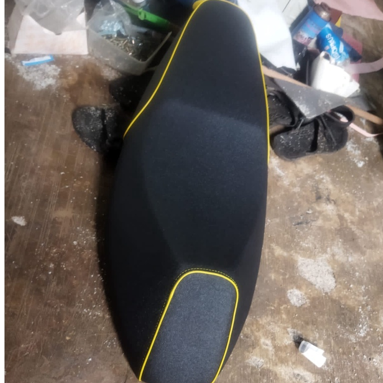 Jok Xeon Modifikasi lis Kabel - Jok Yamaha Xeon custom tingkat - Jok motor Xeon