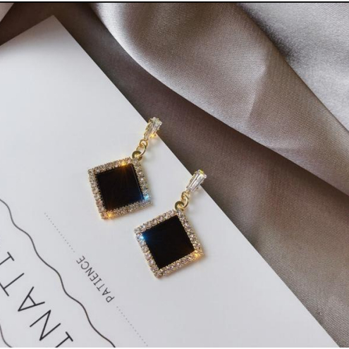 Anting Tusuk Kotak Hitam Premium Korea, Warna Emas #2A