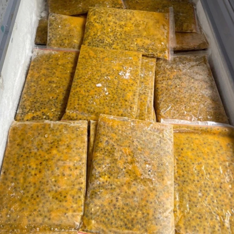 

RB Daging Markisa 1kg Grade A Kualitas Terbaik / Markisa Sirup Frozen 500gr / Buah Markisa 500gr