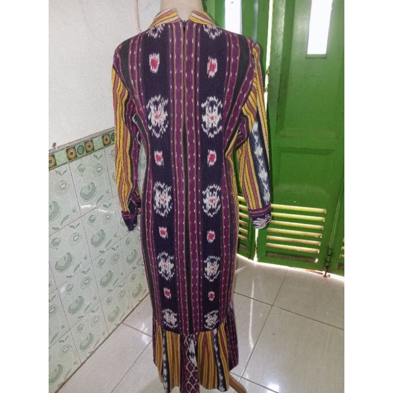gamis kain tenun Troso