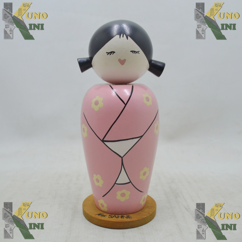 PAJANGAN BONEKA KAYU JEPANG MISS SAHNE, from Japan