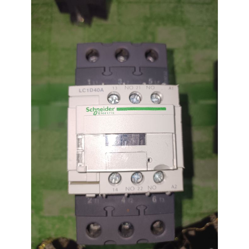 KONTAKTOR SCHNEIDER LC1D40 60A