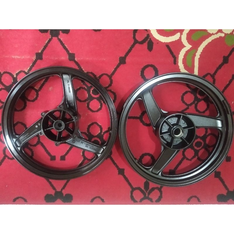 Velg Velg racing Kawasaki ninja RR 150 depan belakang original copotan