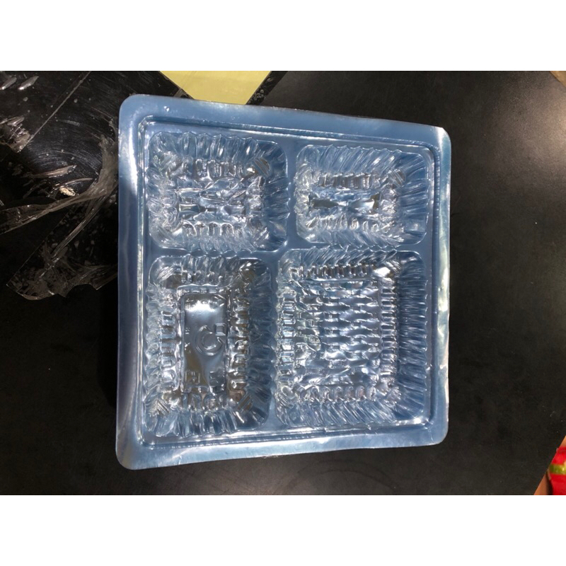 MIKA SEKAT ALAS BOX 18x18 20x20/MIKA PLASTIK/MIKA BENTO