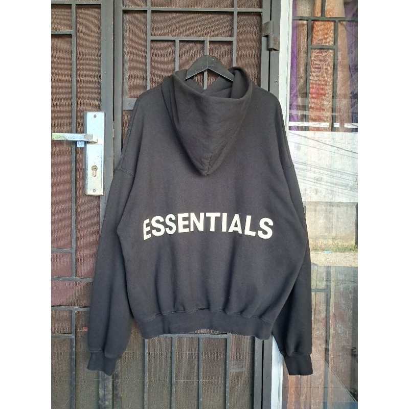 Hoodie Essentials Second