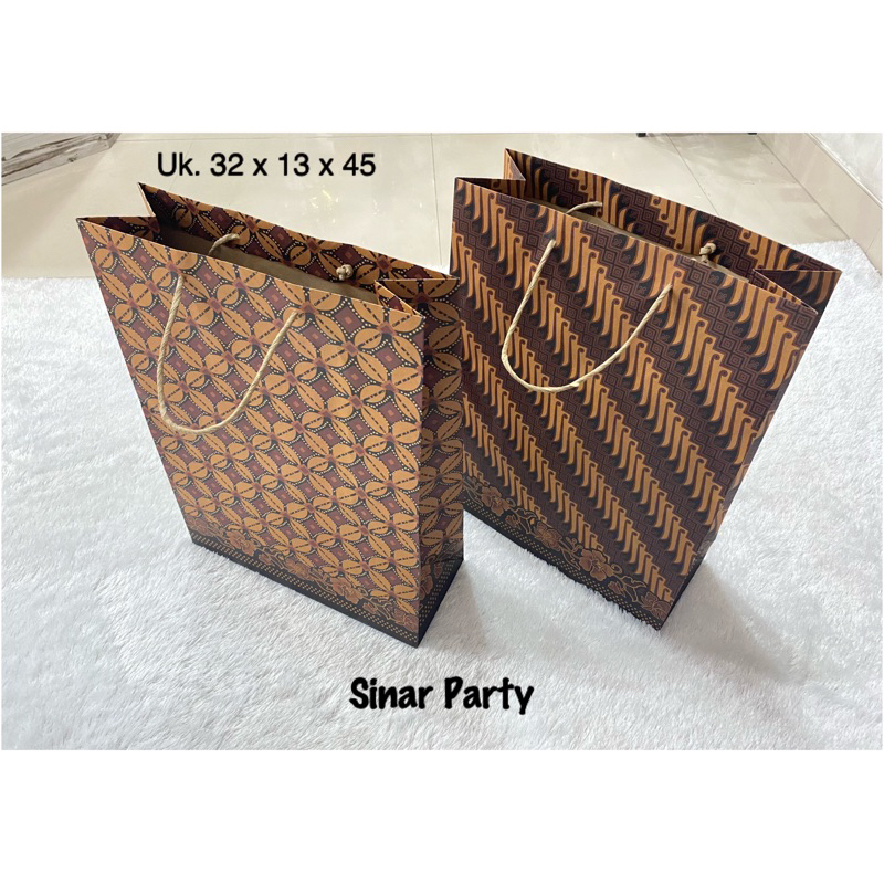 

Paper Bag Motif Batik Ukuran Besar