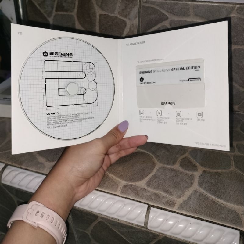 ALBUM BIGBANG STILL ALIVE SPECIAL EDITION