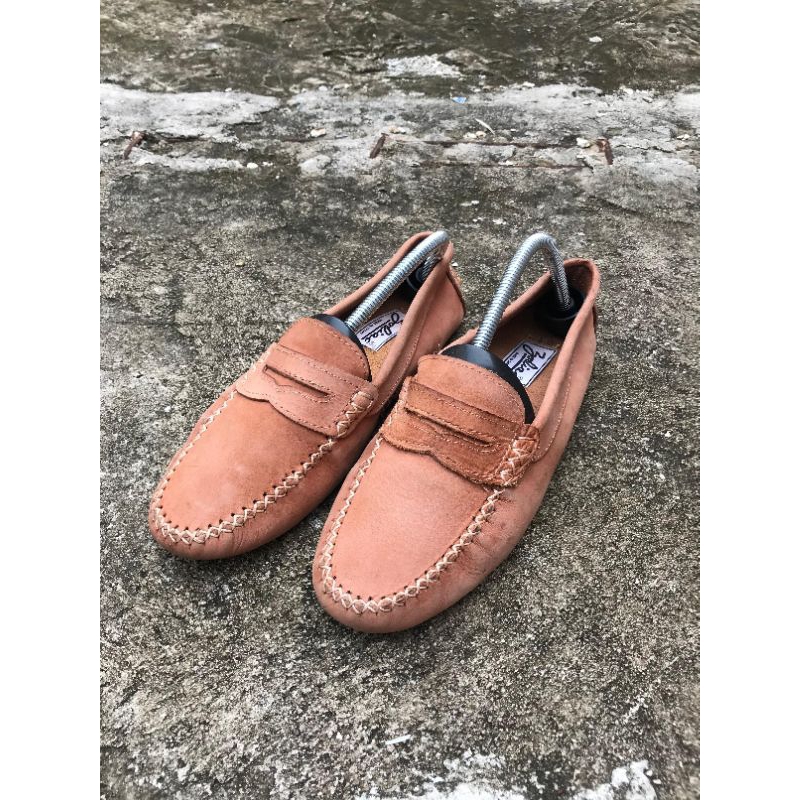 Zodiac Spain Slip-on Loafer