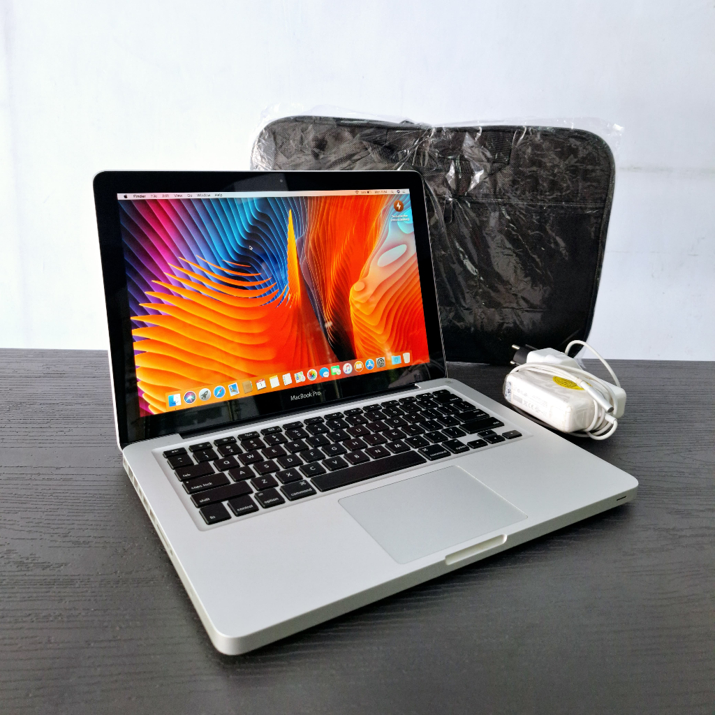 Macbook Pro 2011 Akhir 13 inch Core i5 RAM 4GB SSD 128GB Laptop Second Bekas Murah