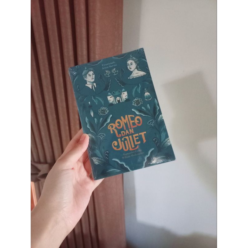 

Preloved Romeo and Juliet (UBAH KE POS/JNT)
