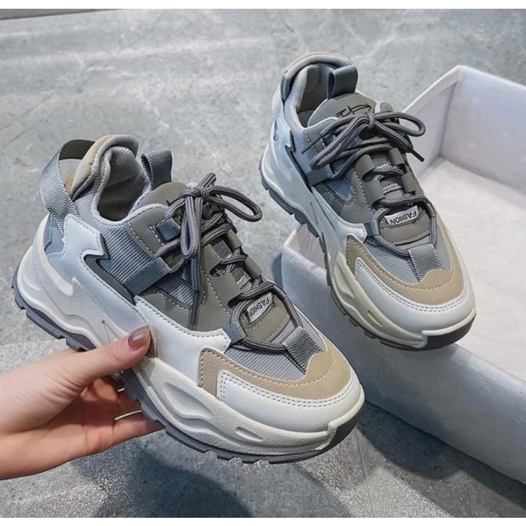 Sepatu sneakers wanita korea / sepatu sneakers wanita / sepatu sneakers korean style / sneakers