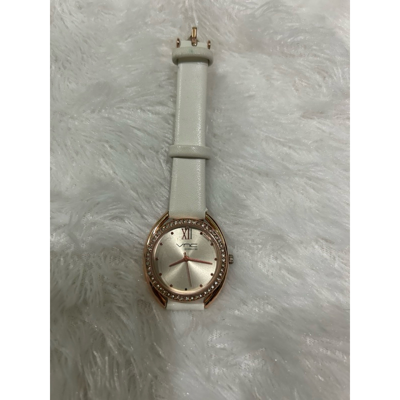 Jam tangan wanita VNC preloved