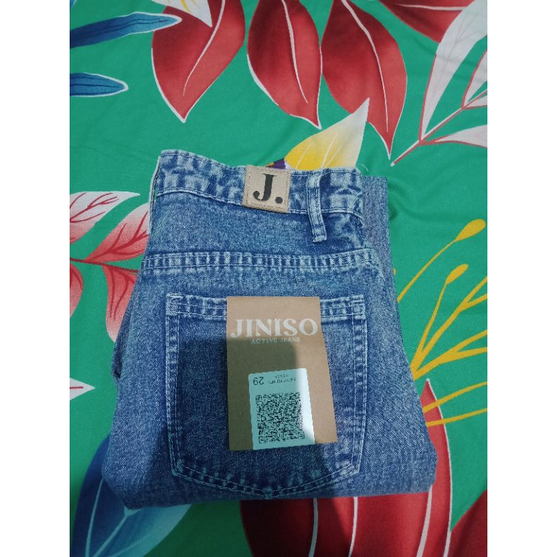 CELANA JINISO (PRELOVED)
