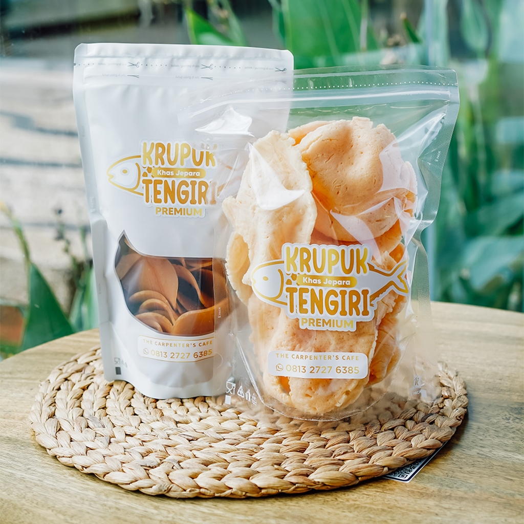 

Kerupuk Tengiri Mentah Premium Untuk melengkapi Sajian Makanan.