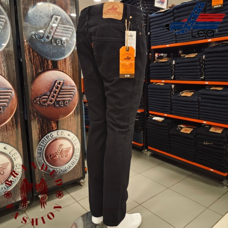 LEA JEANS CELANA PANJANG SLIMFIT HITAM 603.77.32.01