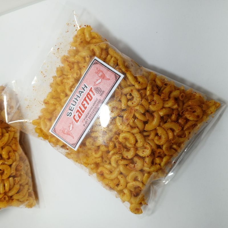 

Makaroni Pedas Gurih Cemilan Pedas ukuran 1kg Termurah