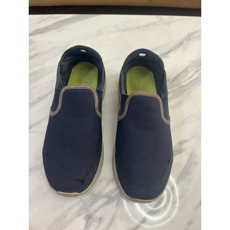 preloved sepatu skechers