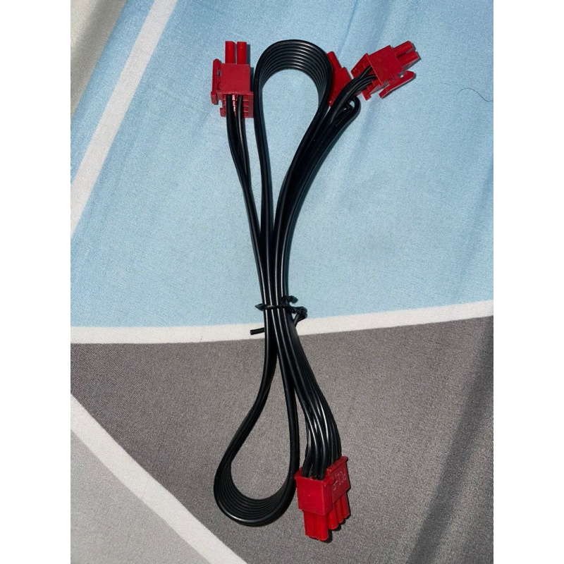 Kabel Modular Thermaltake Pcie 8pin to 6+2pin kabel modular pcie thermaltake 8 pin 6 + 2pin