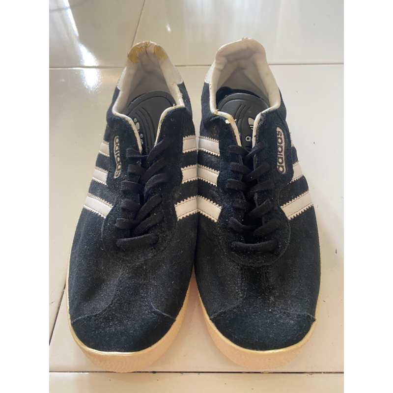 Adidas Preloved Size 43 | 27cm Lost Tag