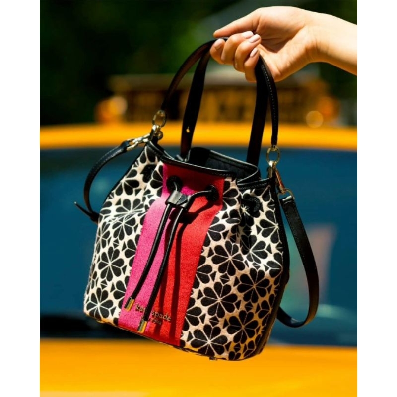 KS kate spde Jacquard Bucket Serut