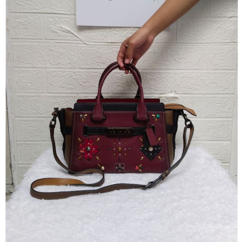 Tas Wanita C04ch Swager Brand Preloved