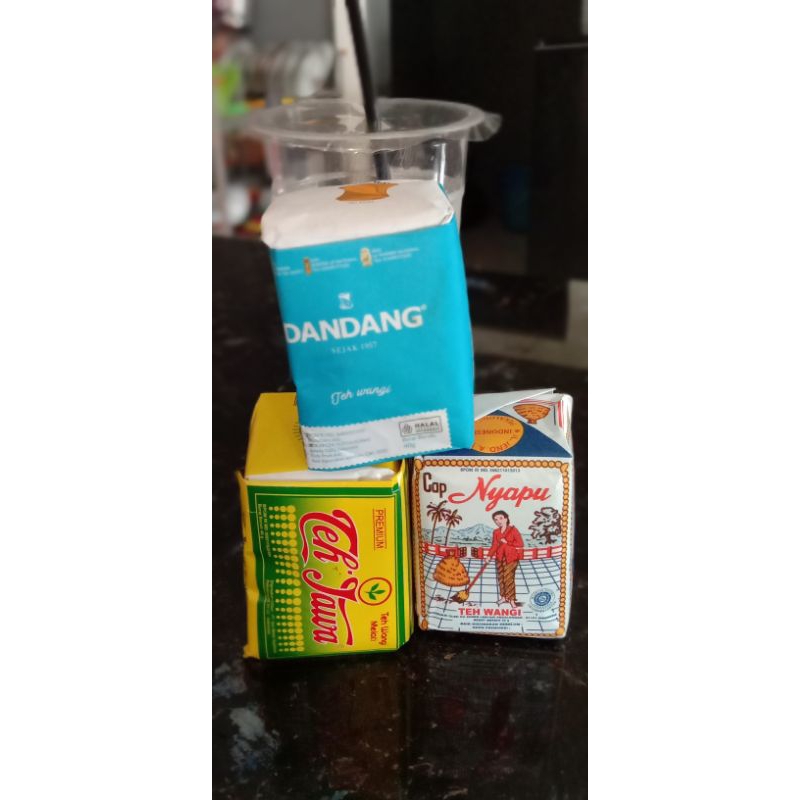 

teh angkringan khas solo