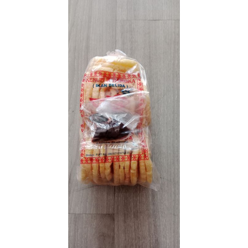

kerupuk bengle