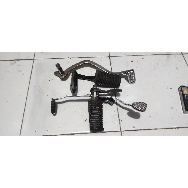 step footstep satria fu 150 karbu original copotan