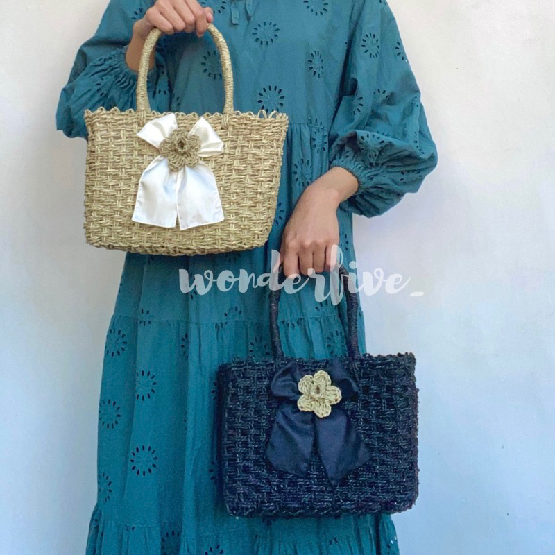 Tas Anyaman Keranjang Box Parcel Hampers Idul Fitri Mendong Pandan Rara Pita Bunga Mini Etnik Tradis