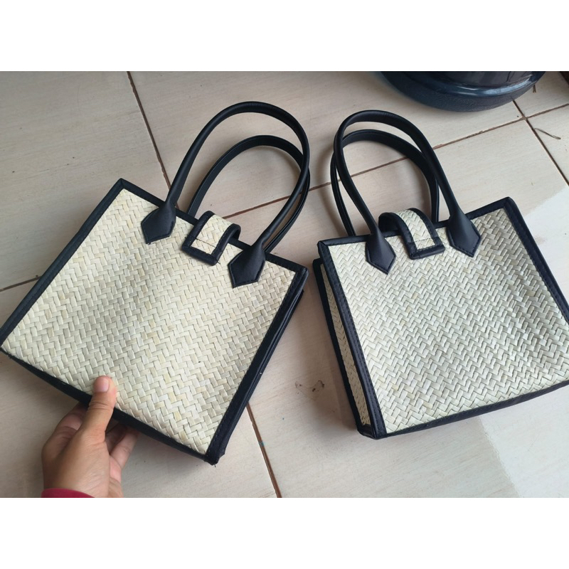 Tas Pandan Hampers