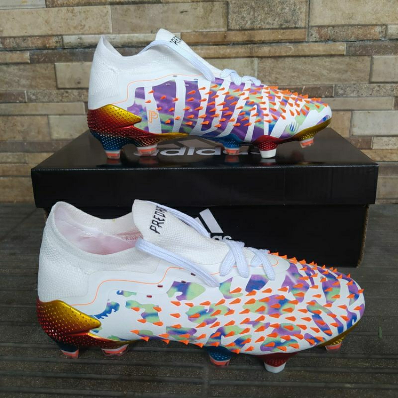 Sepatu Bola Anak Adidas Predator Freak. 1 Low Pogba Fg Soccer