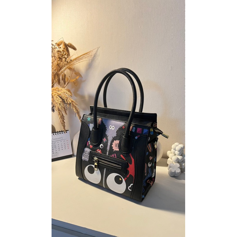 HUER EYE THEME BAG PRELOVED