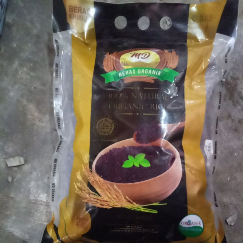 

BERAS organik beras hitam 2kg .exp 27/05/25