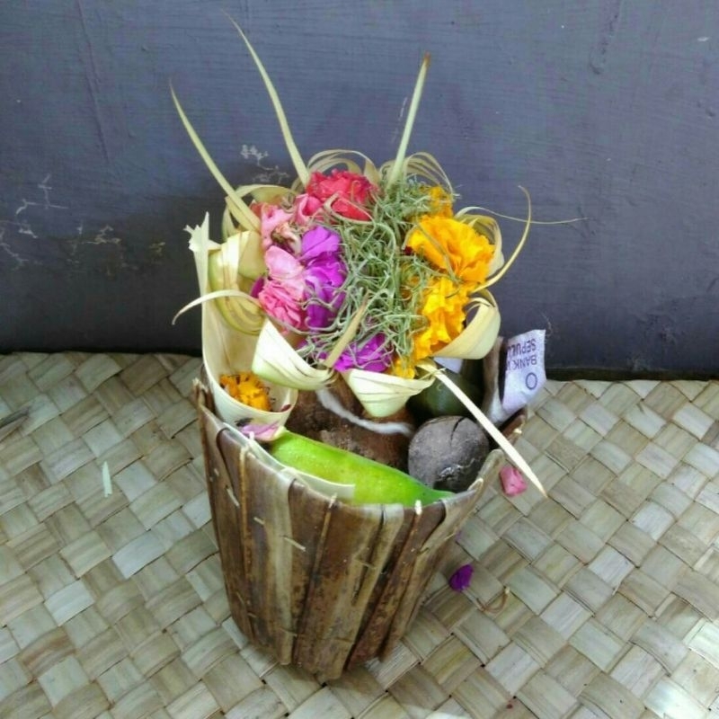 Daksina Banten Canang Bali