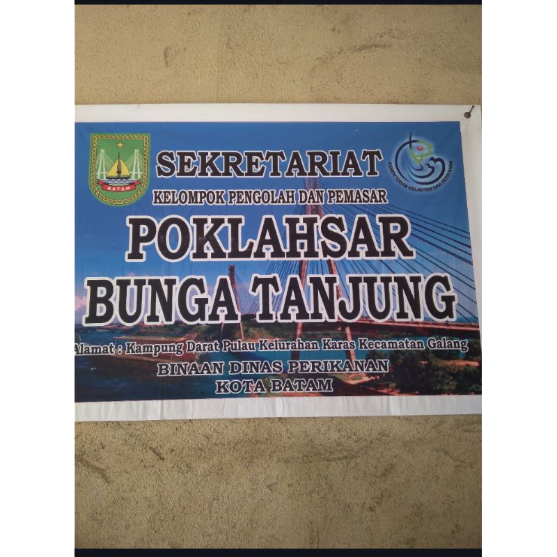 

Kerupuk ikan segar
