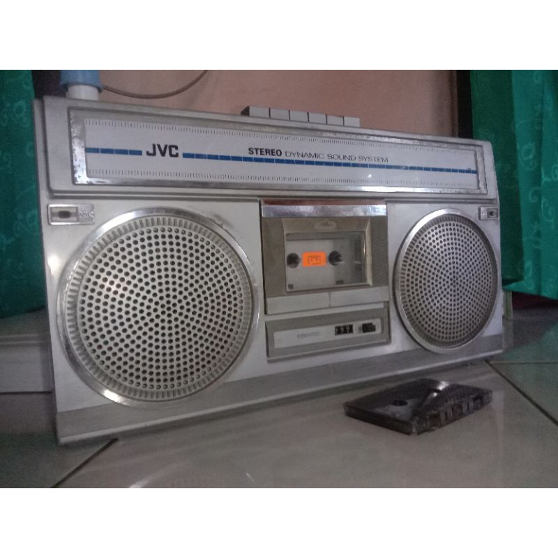 tape Boombox JVC