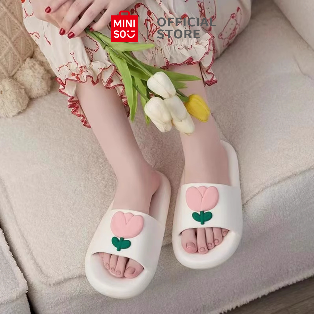 MINISO Sandal Wanita Women's Slippers Flat Sandal Mundur Bunga Tulp Sol Tebal Anti Slip Di Luar Ruan