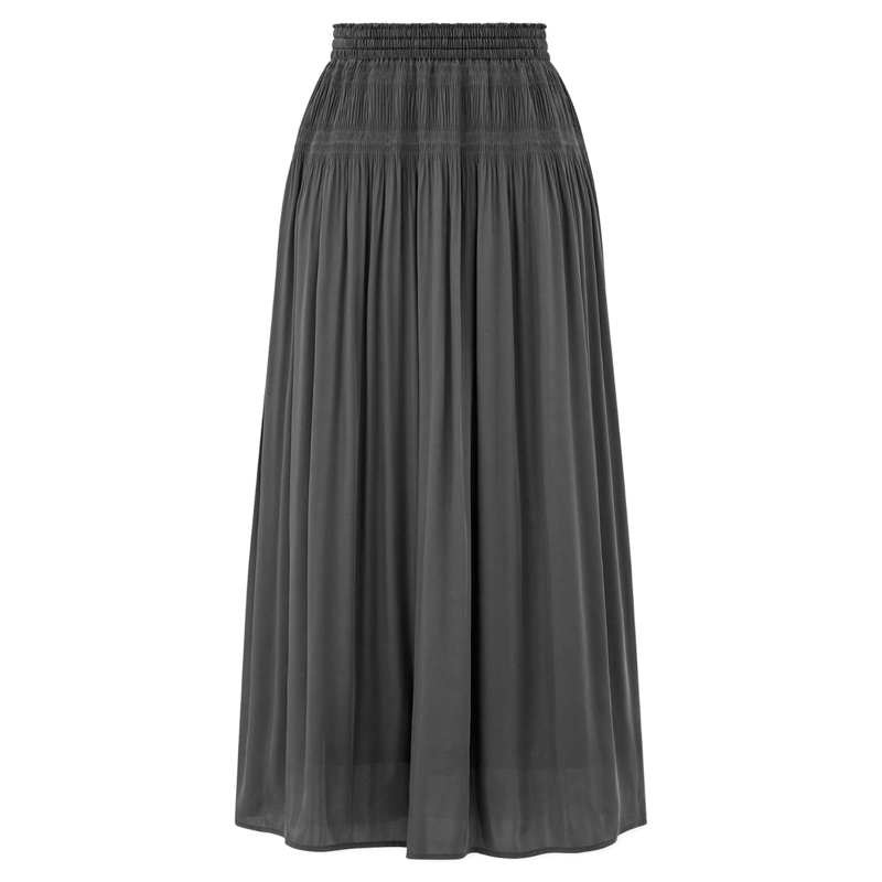 PRELOVED UNIQLO Satin volume skirt/ Uniqlo Silky skirt/ Uniqlo Satin flare skirt/ Uniqlo Flowy skirt