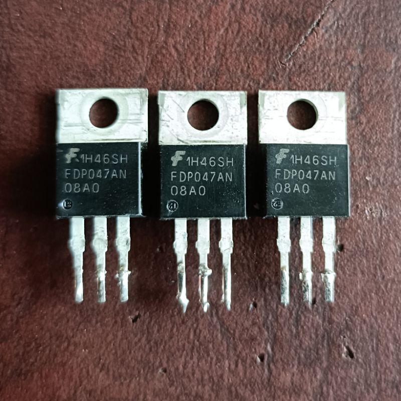MOSFET FDP 047AN08 ( 164A 75V )