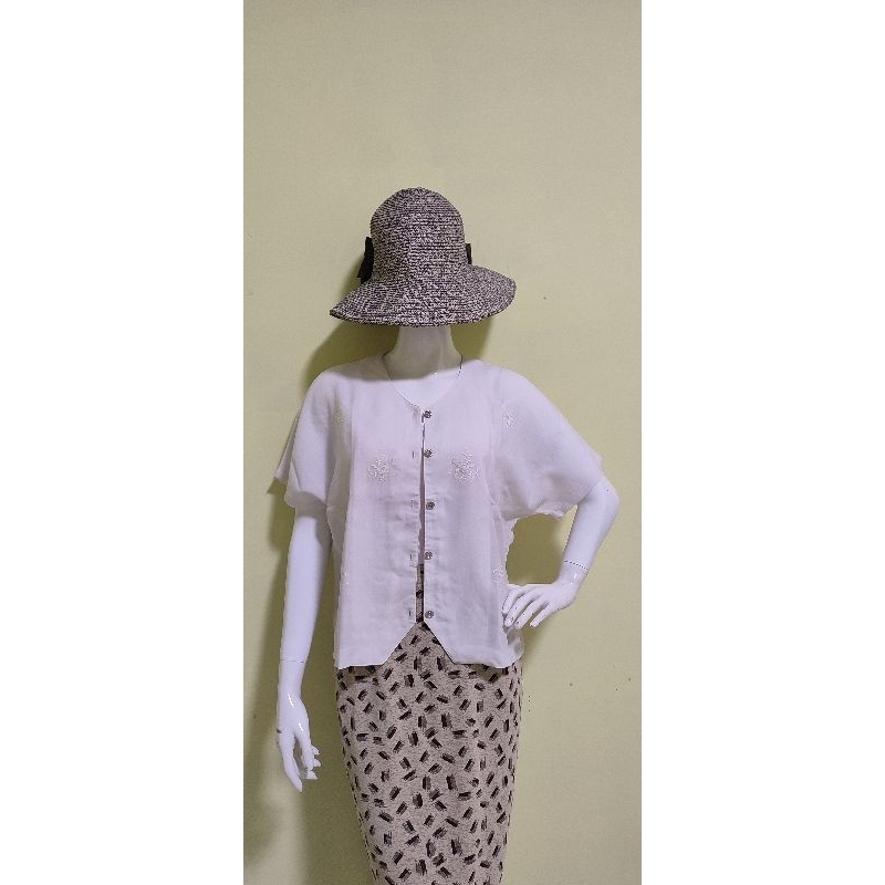 blouse katun putih bordir