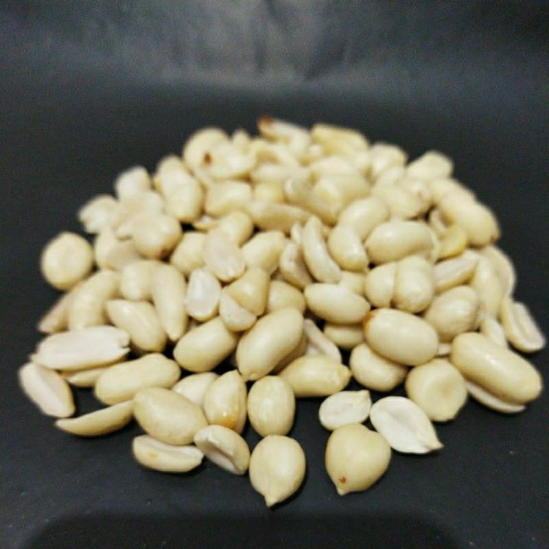 

Kacang kupas 500 gram