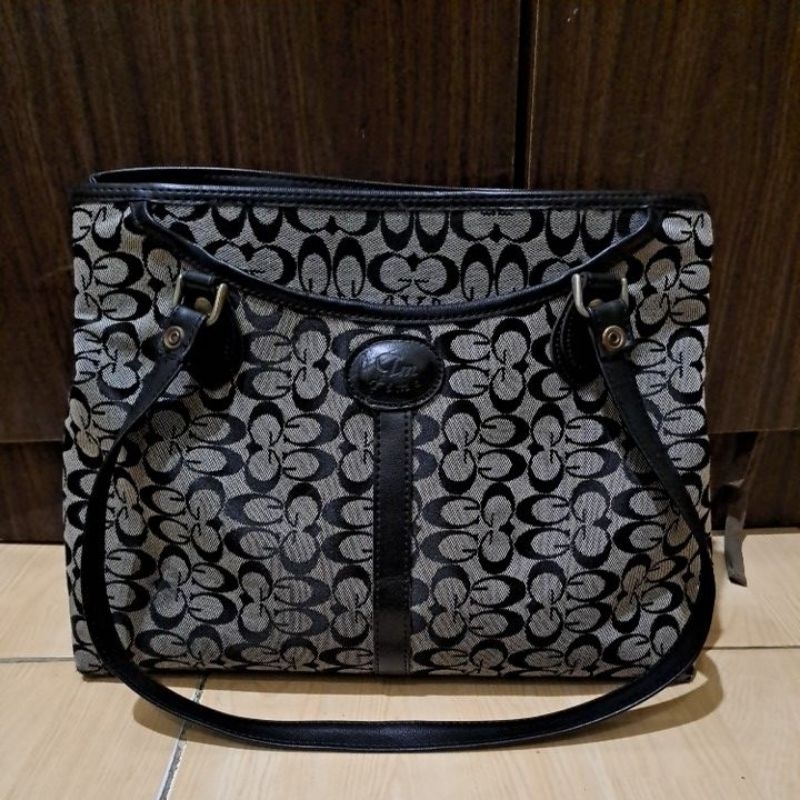 PRELOVED tas ala *coach*