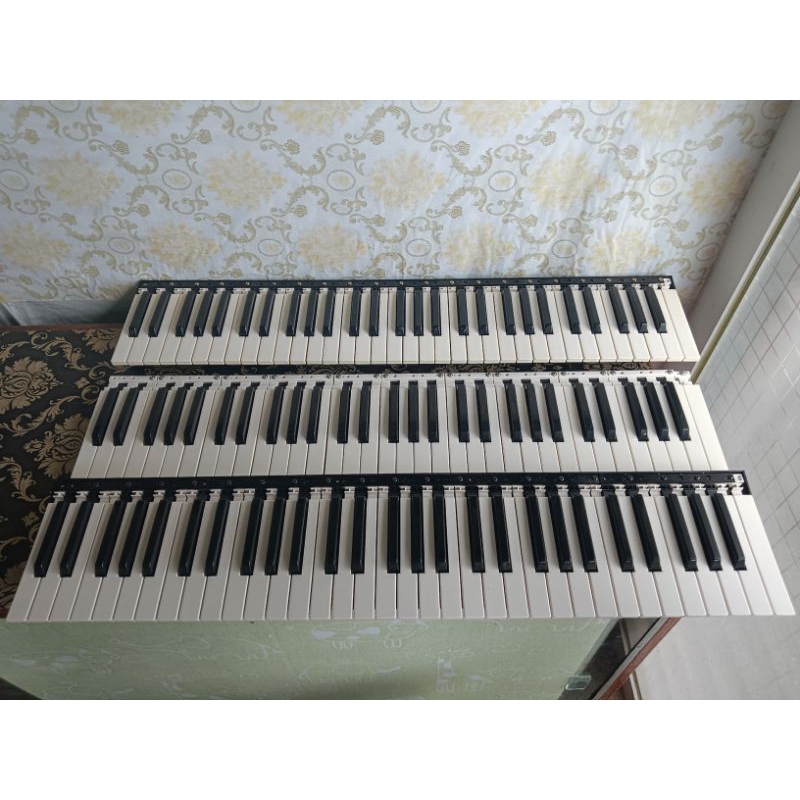 Ready tuts keyboard yamaha PSR-S / Set Tinggal pasang(dudukan tuts, tuts keyboard, karet tuts dan pa