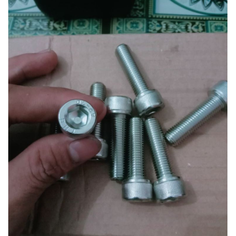 Baut L 10x50 m10x50 1,25 Drat halus stainless steel 304