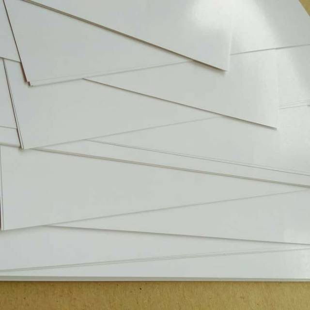 

Kertas Art Cartoon 230 Gsm Ukuran Plano 79cm x 109cm