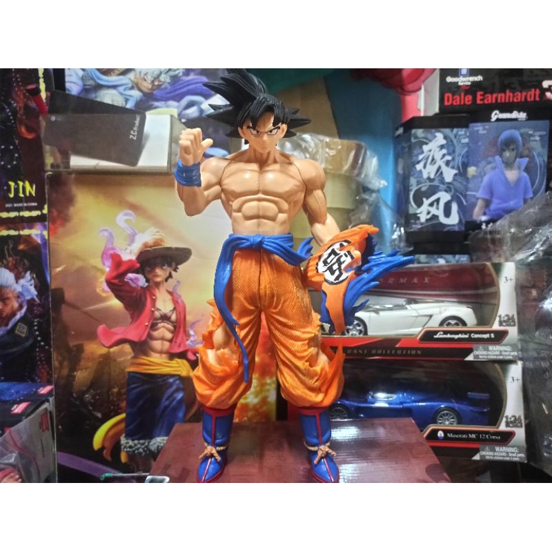 Dragon ball figure Sun Goku battle